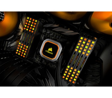 Corsair Dominator Platinum RGB CMT64GX4M4K3600C18
