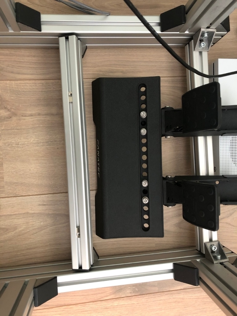 Afbeeldingslocatie: https://tweakers.net/i/_l79mU2taKF_1R25JevGJiMqE7I=/full-fit-in/4920x3264/filters:max_bytes(3145728):no_upscale():strip_icc():fill(white):strip_exif()/f/image/GIPMHLyTo5MxomugCEej13mL.jpg?f=user_large