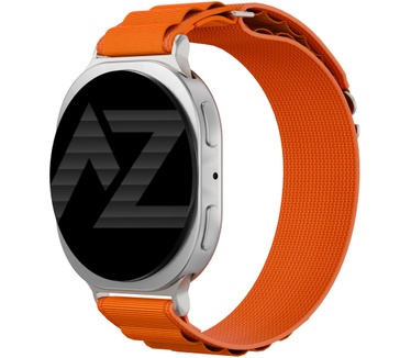 Accezz Nylon Alpine bandje voor de Samsung Galaxy Watch 9 (40/44mm) / Watch 8 (40/44mm) / Classic (46mm) - Oranje