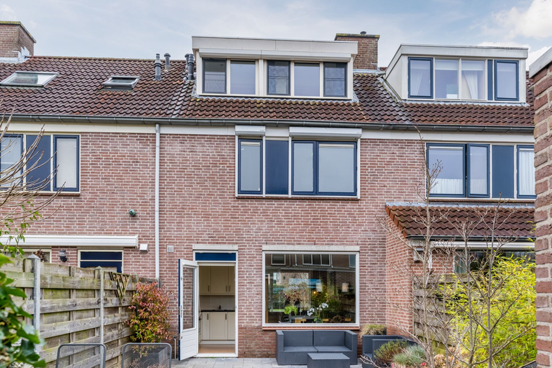 Afbeeldingslocatie: https://tweakers.net/i/_pPc9SuVxsoYC6WomyIQ0814AuY=/800x/filters:strip_exif()/f/image/WAhiKefJBlFzcIZrrOmYgtMx.png?f=fotoalbum_large