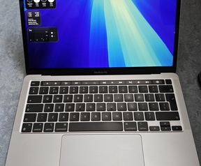 Apple MacBook Pro 2020 M1, 16GB ram, 8-core GPU, 512GB ssd