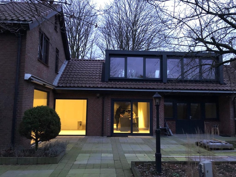 Afbeeldingslocatie: https://tweakers.net/i/_rbxFhbJdMyK7VCFfLsuBEyhZZs=/800x/filters:strip_icc():strip_exif()/f/image/NvDU2jZ0otjuXgiaP79PZcqz.jpg?f=fotoalbum_large