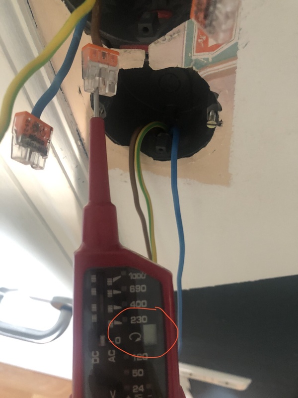 Afbeeldingslocatie: https://tweakers.net/i/_u6kBQSVqXrQY4Vwph8RNnFhBAo=/x800/filters:strip_icc():strip_exif()/f/image/DinBSK6eWcHRE5ov5TySvDnF.jpg?f=fotoalbum_large