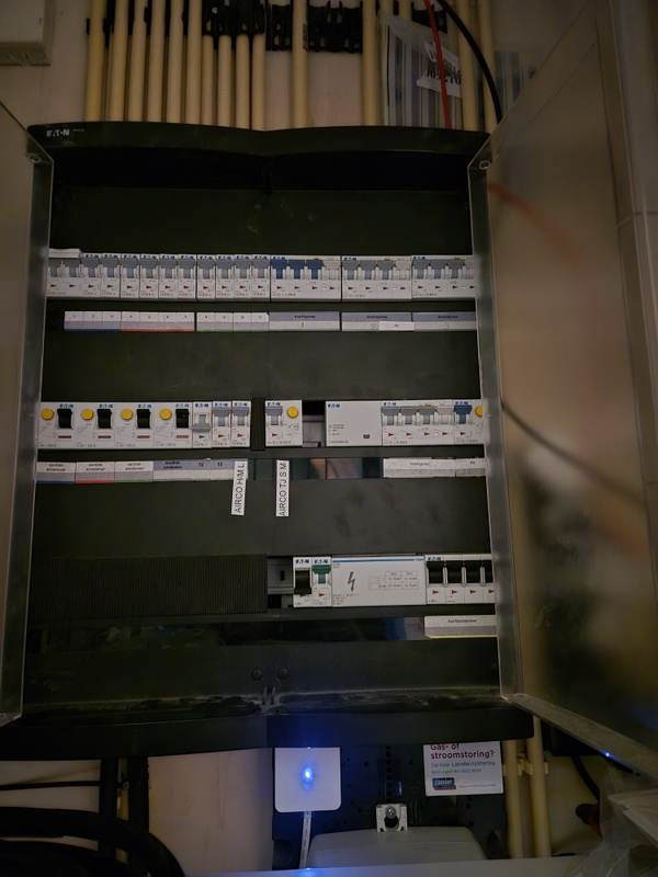 Afbeeldingslocatie: https://tweakers.net/i/_wOl1yfgBoAyV-1C2xC1dRLA5qY=/x800/filters:strip_icc():strip_exif()/f/image/vebOXkbbCEMG5CYnaL6Da5xE.jpg?f=fotoalbum_large