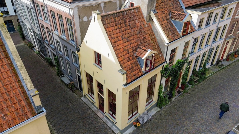 Afbeeldingslocatie: https://tweakers.net/i/_wXONLNDhOLBBkKfoT1PY3WUh7I=/800x/filters:strip_icc():strip_exif()/f/image/CMvBwKSAhU6DjSKb1iThmYsQ.jpg?f=fotoalbum_large