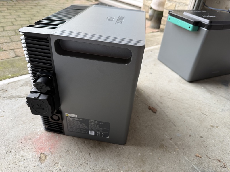 Afbeeldingslocatie: https://tweakers.net/i/a0YXOGluxHa0PKSz8Z6QHfDP5z0=/800x/filters:strip_icc():strip_exif()/f/image/VhfK57Q0zkpDTCKw4pMch0gV.jpg?f=fotoalbum_large