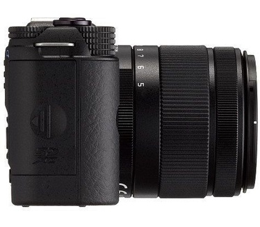 Pentax Q7 + 5-15mm f/2.8-4.5 Zwart