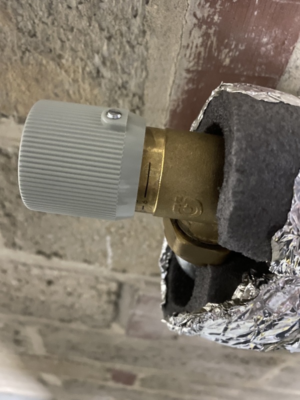 Afbeeldingslocatie: https://tweakers.net/i/a8LGnzINH2S9CLoXet9v2InhD40=/x800/filters:strip_icc():strip_exif()/f/image/vzxKO3kX5R9PR7GFsYMq6Rqn.jpg?f=fotoalbum_large