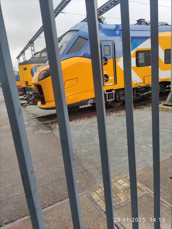 Afbeeldingslocatie: https://tweakers.net/i/a8S2AWEnvYw-nPkJPC18fohXQzw=/x800/filters:strip_icc():strip_exif()/f/image/Eb2hze7JVbhJhFVhh97Qzh7K.jpg?f=fotoalbum_large