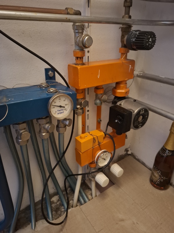 Afbeeldingslocatie: https://tweakers.net/i/a95QE2XVBx1Wr8p6a32-ZXPL014=/x800/filters:strip_icc():strip_exif()/f/image/rJdGDgVYgMoAw74017L8ty8b.jpg?f=fotoalbum_large