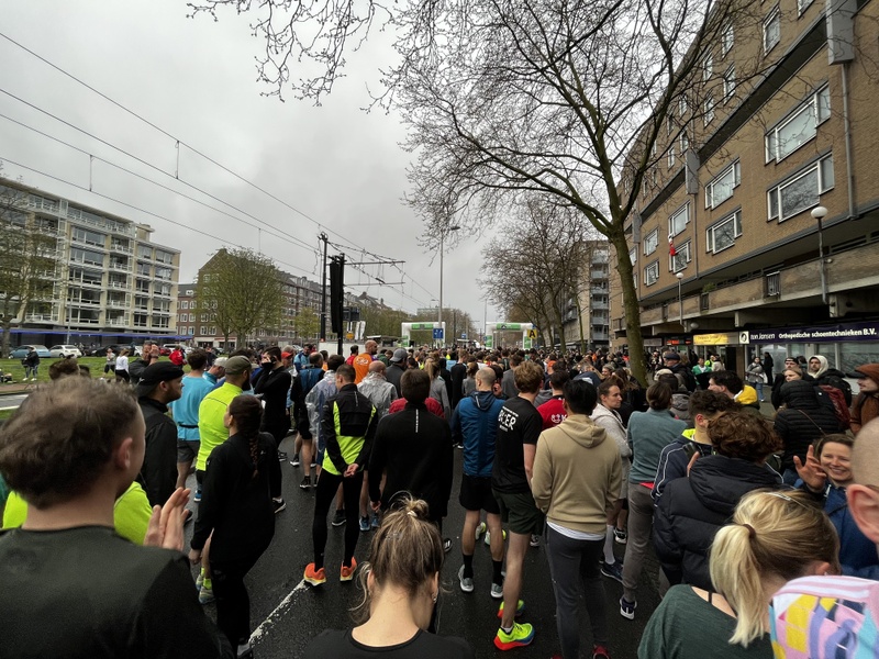 Afbeeldingslocatie: https://tweakers.net/i/aAfUuA2VEzltALZYKN2LcV4NW6I=/800x/filters:strip_icc():strip_exif()/f/image/8Jo2GFUqC5jVyGgC8lWTZyqW.jpg?f=fotoalbum_large