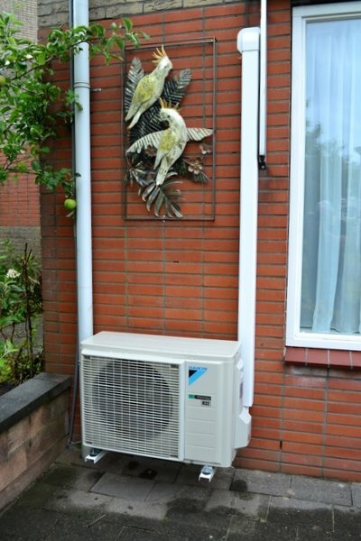 Afbeeldingslocatie: https://tweakers.net/i/aBV1STVbcdTGhWTVz52karEr6hM=/full-fit-in/4920x3264/filters:max_bytes(3145728):no_upscale():strip_icc():fill(white):strip_exif()/f/image/d98ouVJF0YAVSwO73jKsrySH.jpg?f=user_large