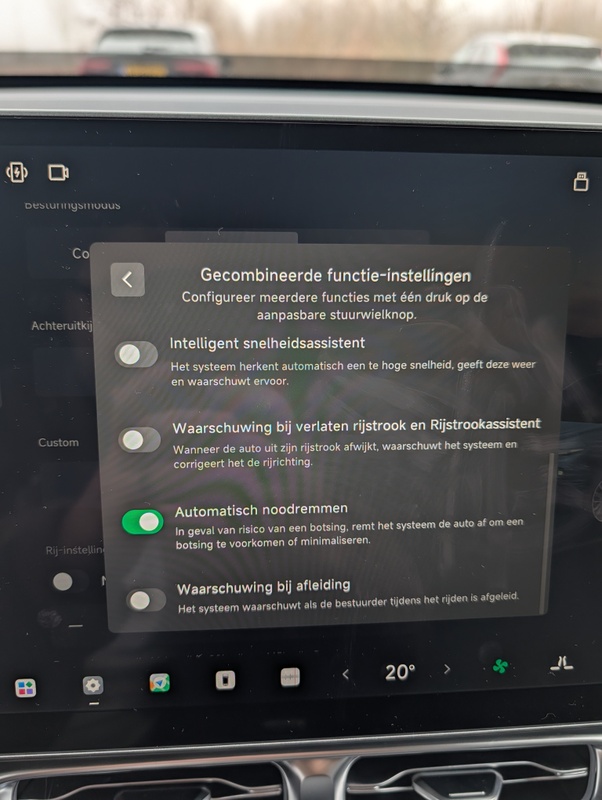 Afbeeldingslocatie: https://tweakers.net/i/aD57_oHhu7tJ5tiA2MbLeSOM09s=/x800/filters:strip_icc():strip_exif()/f/image/poU05AFDjudIHjLVy2EM4IHS.jpg?f=fotoalbum_large