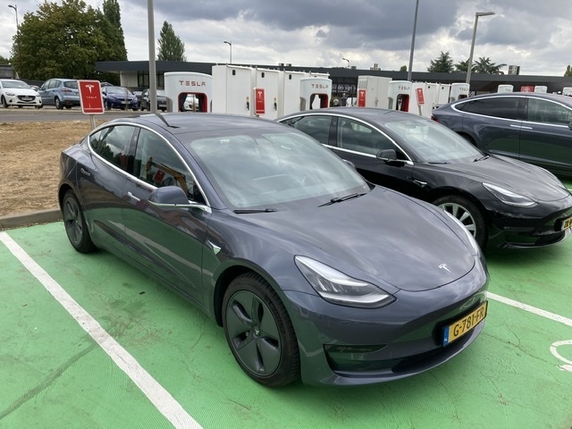 Afbeeldingslocatie: https://tweakers.net/i/aFrqKkKi5_OXcqCiXhfTXHsCggc=/full-fit-in/4920x3264/filters:max_bytes(3145728):no_upscale():strip_icc():fill(white):strip_exif()/f/image/Rzu0rOaGOwl8zutaCgl3tbzA.jpg?f=user_large