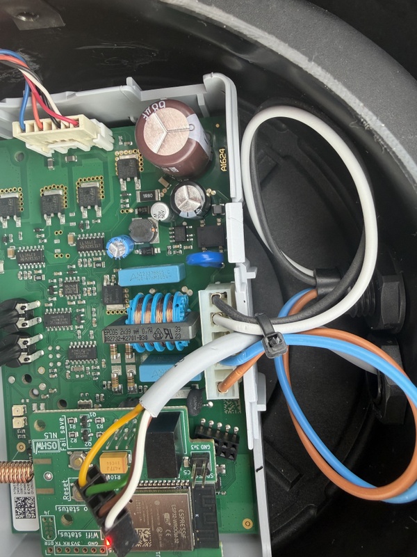 Afbeeldingslocatie: https://tweakers.net/i/aIEzRM_Bz5dzCxudsbe9LTTTruY=/x800/filters:strip_icc():strip_exif()/f/image/8PGJRTeccSFVsWexhnsKQwve.jpg?f=fotoalbum_large