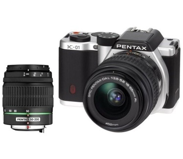 Pentax K-01 + smc DAL 18-55mm + DAL 50-200mm Zilver