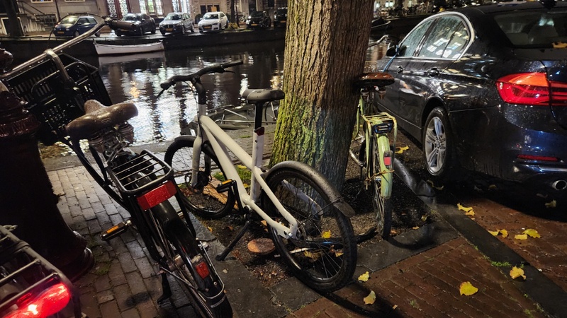 Afbeeldingslocatie: https://tweakers.net/i/aIn4HmjF_8QR9bTWSzTr1e6MaJw=/800x/filters:strip_icc():strip_exif()/f/image/hJIXtc48lgfppZO74ADSLhyB.jpg?f=fotoalbum_large
