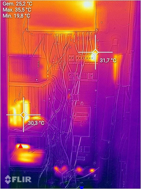 Afbeeldingslocatie: https://tweakers.net/i/aO1iI5_kXV85ZISGUo5azoc_KBM=/x800/filters:strip_icc():strip_exif()/f/image/OTvohrrjYwaDSUWrFPLBfPS9.jpg?f=fotoalbum_large