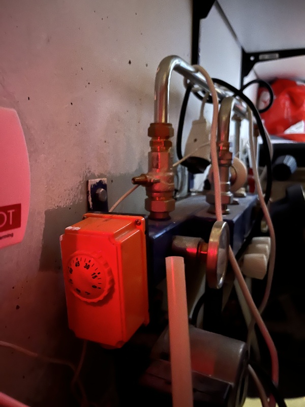 Afbeeldingslocatie: https://tweakers.net/i/aVVWcr_UwXuoSQSMEP60eVVMrkE=/x800/filters:strip_icc():strip_exif()/f/image/6ccEwD1pCdoOcKgTOWAxi3YX.jpg?f=fotoalbum_large