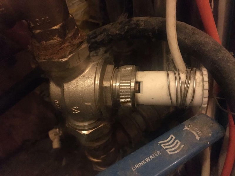 Afbeeldingslocatie: https://tweakers.net/i/aXVZw9etKPi89TMniIrDEz8Cegk=/800x/filters:strip_icc():strip_exif()/f/image/E5kP4oVcQW2wKNyEjmtvInnZ.jpg?f=fotoalbum_large