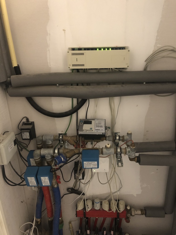 Afbeeldingslocatie: https://tweakers.net/i/aZAmE5XEXOVIQNM4dxfOOjX4Kss=/x800/filters:strip_icc():strip_exif()/f/image/BOqxYbOldCIfOL8A3SFGUg7g.jpg?f=fotoalbum_large