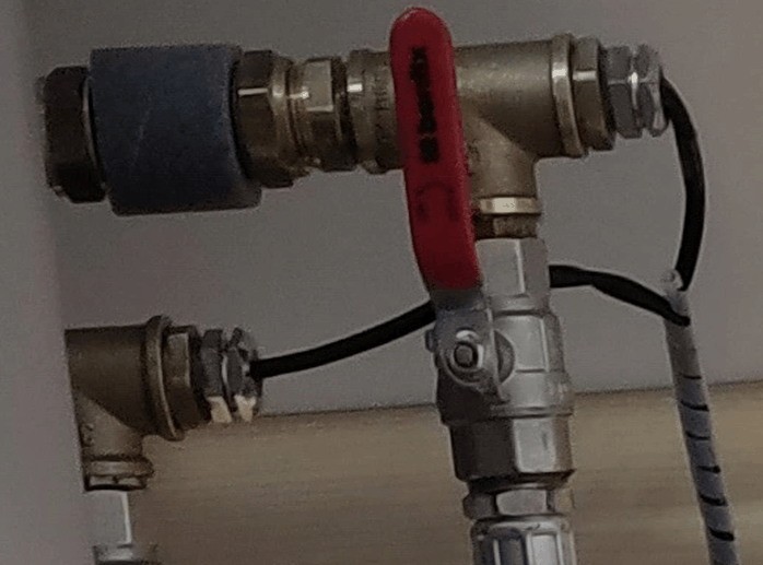 Afbeeldingslocatie: https://tweakers.net/i/aZIRLZABYQhwMEV1UA6Fwuqj2KA=/full-fit-in/4000x4000/filters:no_upscale():fill(white):strip_exif()/f/image/W3E4zMi7k70dTBUgefa0ChH7.png?f=user_large