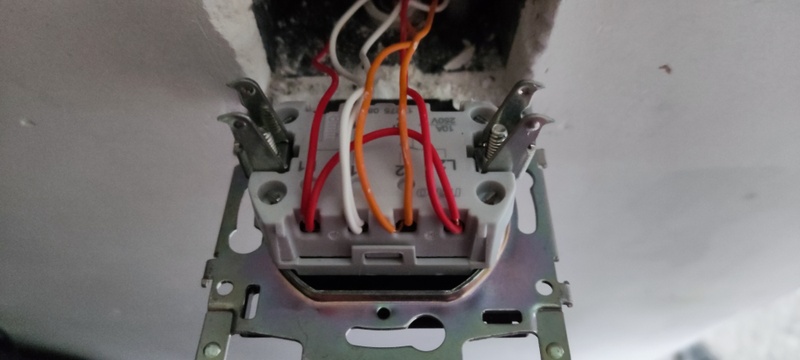 Afbeeldingslocatie: https://tweakers.net/i/aZKkaxrX2SVI-X0ZxVlmHkKJ6gY=/800x/filters:strip_icc():strip_exif()/f/image/UQt66iGSyBvQk8F10zj9sMZV.jpg?f=fotoalbum_large