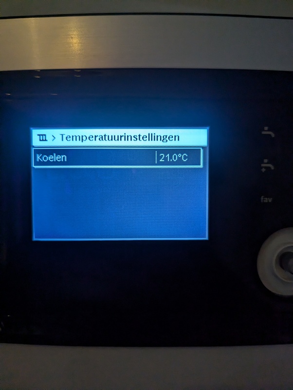 Afbeeldingslocatie: https://tweakers.net/i/aZi5iBeGw55jgBCjKsM27dJ1owk=/x800/filters:strip_icc():strip_exif()/f/image/iRDGm9ObEcedfhIcbwuQK40e.jpg?f=fotoalbum_large