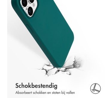 Accezz Liquid Silicone Backcover met MagSafe