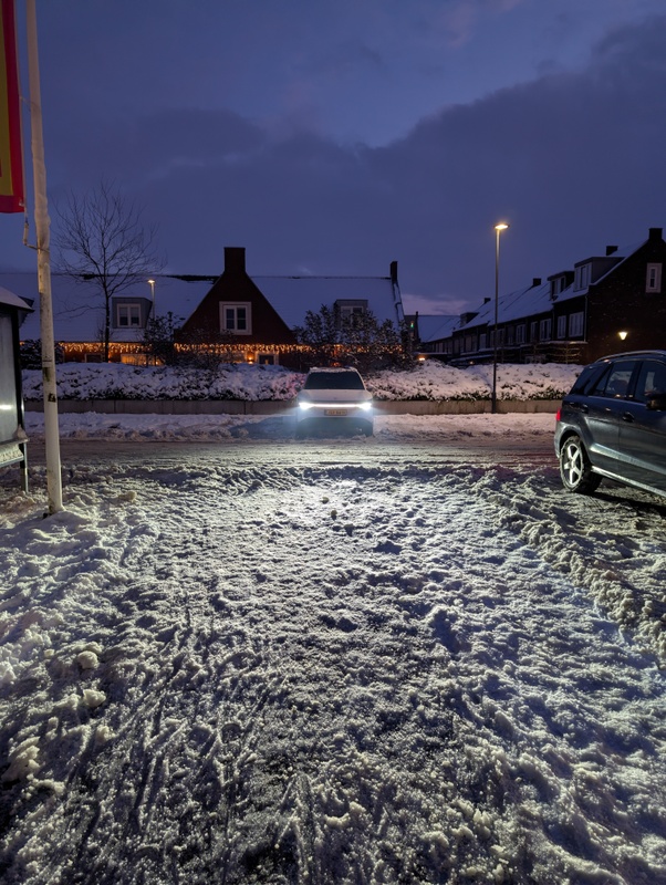 Afbeeldingslocatie: https://tweakers.net/i/afBWcwxV2Xw77zm2yLrgKsyNQuU=/x800/filters:strip_icc():strip_exif()/f/image/zpkXZnBucWwc2QtyqA4Tn3Sd.jpg?f=fotoalbum_large