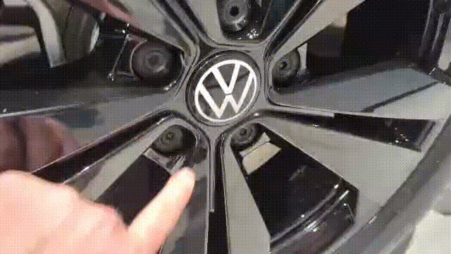 Afbeeldingslocatie: https://tweakers.net/i/ag_OPwbyorKse6dwDP-MUt2zgh4=/fit-in/4000x4000/filters:no_upscale():gifsicle():strip_exif()/f/image/Lb4GzScA393VSicUw8gfv7kt.gif?f=user_large