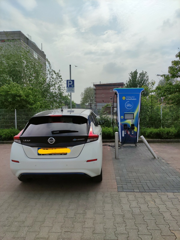 Afbeeldingslocatie: https://tweakers.net/i/aj9oEg2VE6Z7zqkbd1Q61_KbDws=/x800/filters:strip_icc():strip_exif()/f/image/rq9X8I449awNYqR2gakmQo6V.jpg?f=fotoalbum_large