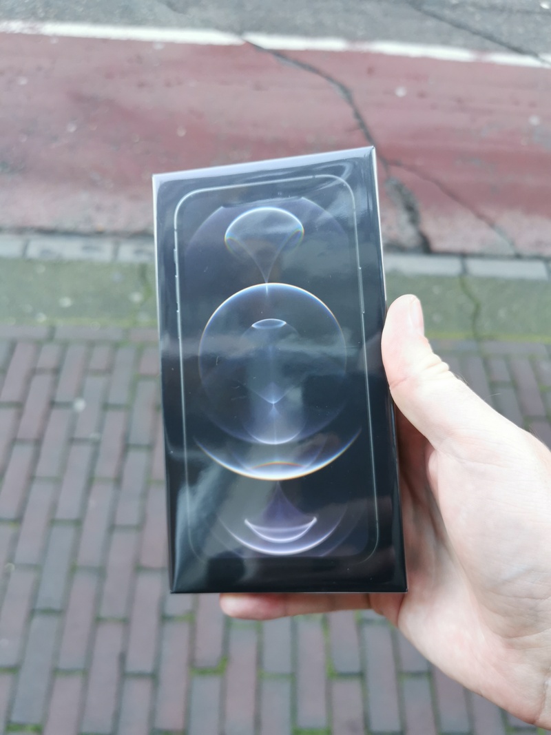 Afbeeldingslocatie: https://tweakers.net/i/ajviLI1wZnzZUqgHmIwSctp2oGM=/800x/filters:strip_icc():strip_exif()/f/image/5Uqb7aQlxxYp7UKDThQqugus.jpg?f=fotoalbum_large