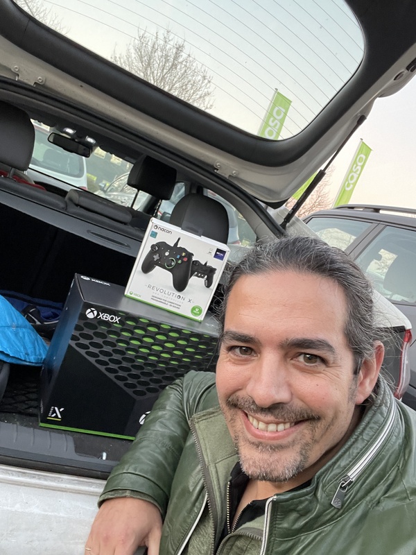 Afbeeldingslocatie: https://tweakers.net/i/ajy0oWTiaSx8EUIVh4UzOh9oBsU=/x800/filters:strip_icc():strip_exif()/f/image/T3eC8QRa3FSPsaxZI2R22aXz.jpg?f=fotoalbum_large