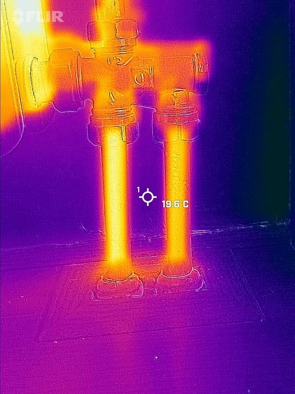 Afbeeldingslocatie: https://tweakers.net/i/akUWtTVkNUNeSgnAiaiduQb2I5A=/x800/filters:strip_icc():strip_exif()/f/image/5ycWhOvqnI4ezWYLu309oqn9.jpg?f=fotoalbum_large