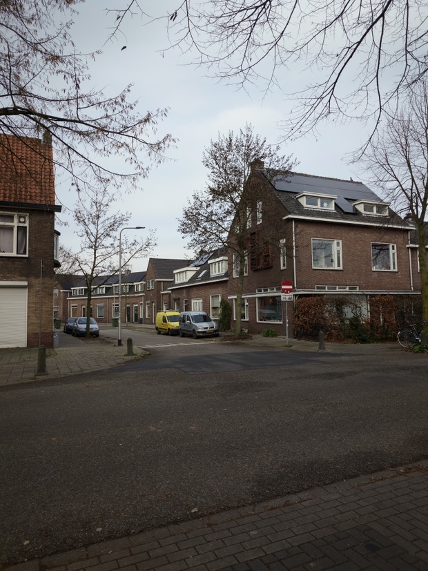 Afbeeldingslocatie: https://tweakers.net/i/amDJUTrqqAEMGXmXW88LFk0hrJE=/620x/filters:strip_icc():strip_exif()/m/486772/1Vyw4zZccShr6MozrFceOUUfnrrTnf5srBfE4aPMRalDB1wKb4.jpeg?f=620xauto