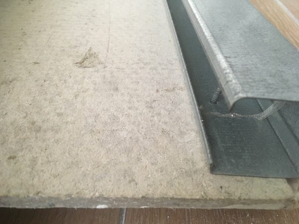 Afbeeldingslocatie: https://tweakers.net/i/amijanxLJJD9OYN-8kwOyD4DPvE=/full-fit-in/4920x3264/filters:max_bytes(3145728):no_upscale():strip_icc():fill(white):strip_exif()/f/image/DP4y0NYrT71ndB9X5YBpRPEg.jpg?f=user_large