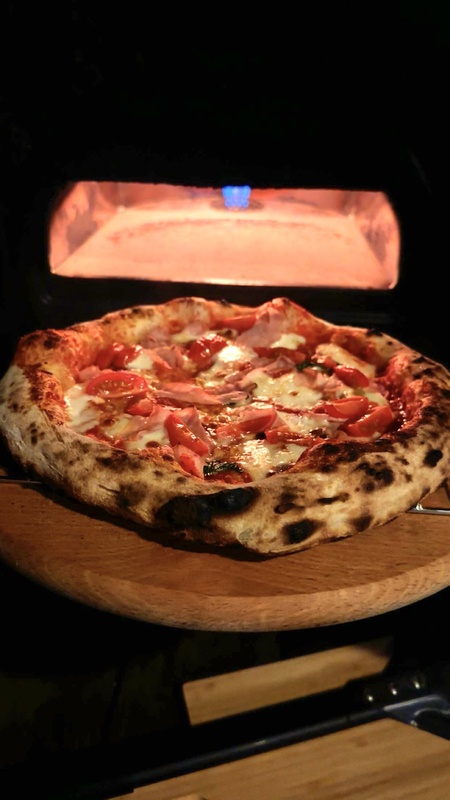 Afbeeldingslocatie: https://tweakers.net/i/anHlD32eiGhPAv4EowiFX2HHFjI=/x800/filters:strip_icc():strip_exif()/f/image/erC1lX0tMqGKf1MUSo7yX0ZN.jpg?f=fotoalbum_large