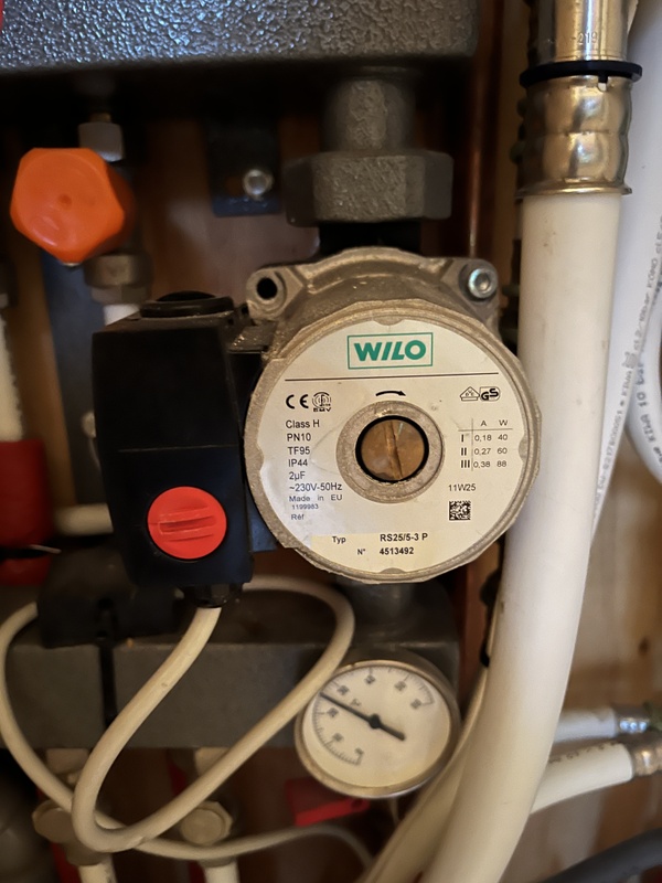 Afbeeldingslocatie: https://tweakers.net/i/anNFNEogUEAesAY2iycs76xNqvI=/x800/filters:strip_icc():strip_exif()/f/image/urm4MDUv14ANPfWLLPNkwYXs.jpg?f=fotoalbum_large