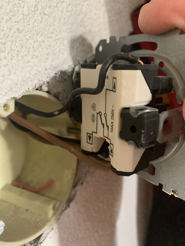 Afbeeldingslocatie: https://tweakers.net/i/aoTXEX0wojDrbvFyE1kEmH-usa8=/x800/filters:strip_icc():strip_exif()/f/image/Rawt2vqoQtmxmgTMGh8GRtcU.jpg?f=fotoalbum_large