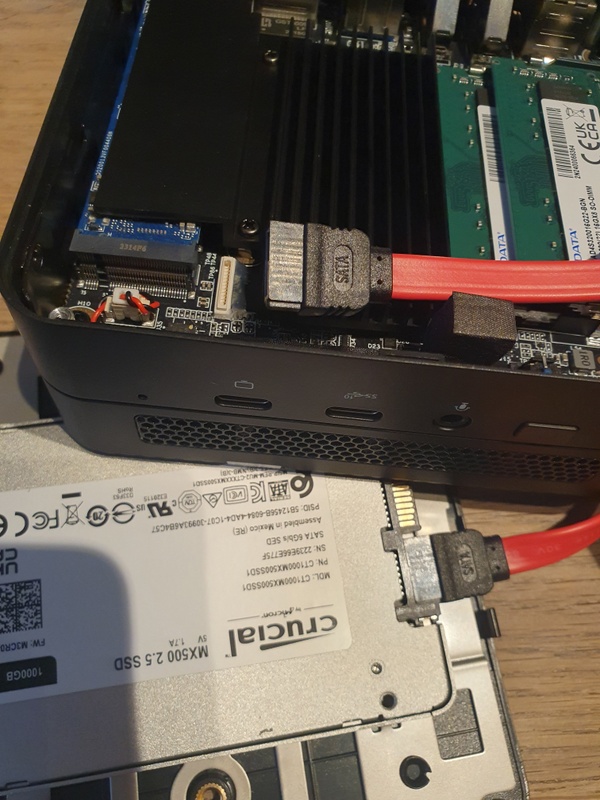 Afbeeldingslocatie: https://tweakers.net/i/aovKU8pmZigONc3c_GzBIHXq8cM=/x800/filters:strip_icc():strip_exif()/f/image/rrs6vOdFTedZBoMazemeKWCd.jpg?f=fotoalbum_large