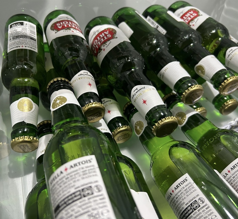 Afbeeldingslocatie: https://tweakers.net/i/aqClZjr5tC_dnsw1SR_gVfQzDew=/800x/filters:strip_icc():strip_exif()/f/image/LYwEa2RCjKpTZ88mPoUhuqRx.jpg?f=fotoalbum_large