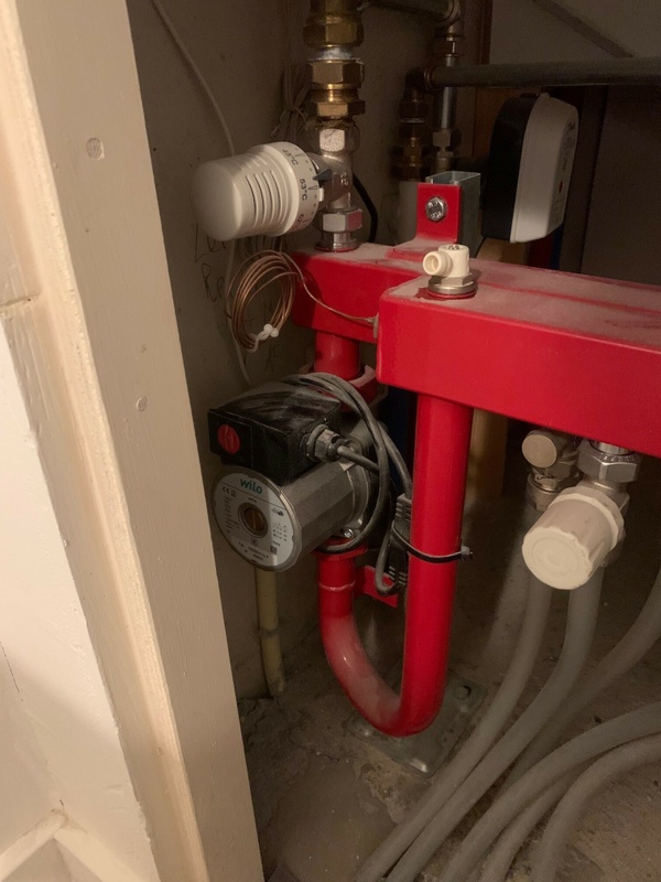 Afbeeldingslocatie: https://tweakers.net/i/auBbW-m8iWHjmBZzdmxUwXPFSXk=/x800/filters:strip_icc():strip_exif()/f/image/DYBn4zjqSwdawUoGrJo5NATA.jpg?f=fotoalbum_large