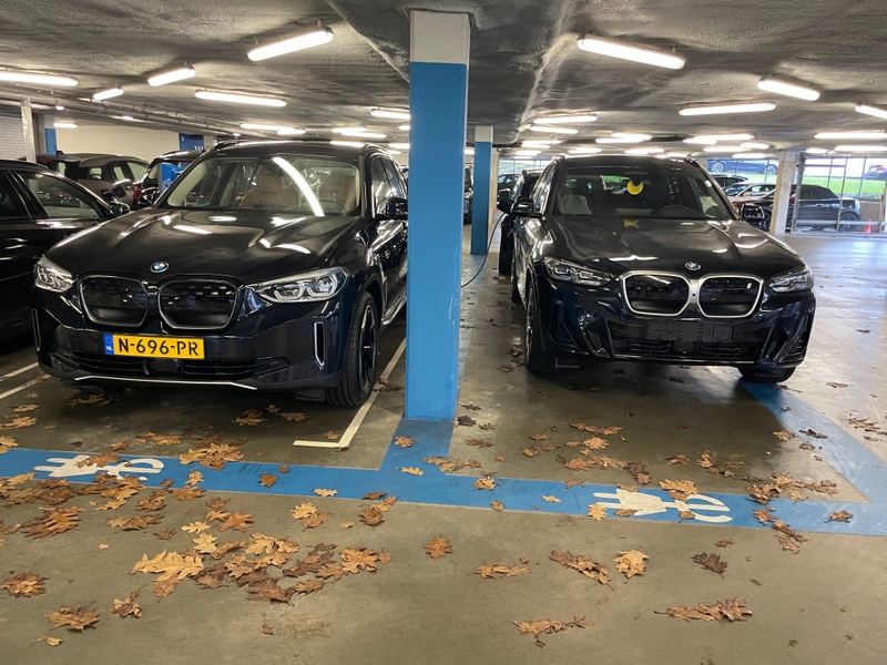 Afbeeldingslocatie: https://tweakers.net/i/avRosQ_0K0xmkVcqFB1qzGQgkdQ=/800x/filters:strip_icc():strip_exif()/f/image/tgxzc6VbT6uKDEUW8PKNkbMg.jpg?f=fotoalbum_large