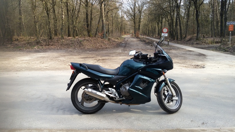 Afbeeldingslocatie: https://tweakers.net/i/awSPQ4ZQsoKrfUPgaNVfOfoZ2q8=/800x/filters:strip_icc():strip_exif()/f/image/mhYGLlcMFiA1YJqnK3S7lnlX.jpg?f=fotoalbum_large