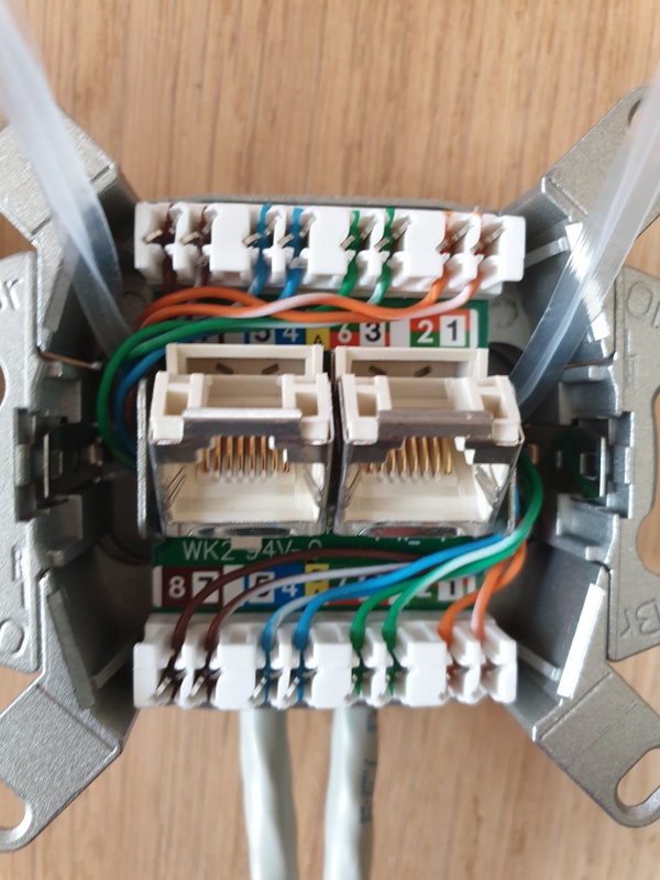 Afbeeldingslocatie: https://tweakers.net/i/awWGFuqFaSHyf942LpY123iBheE=/x800/filters:strip_icc():strip_exif()/f/image/hebvR4f3LhxXnkheJ7ZMtNhE.jpg?f=fotoalbum_large