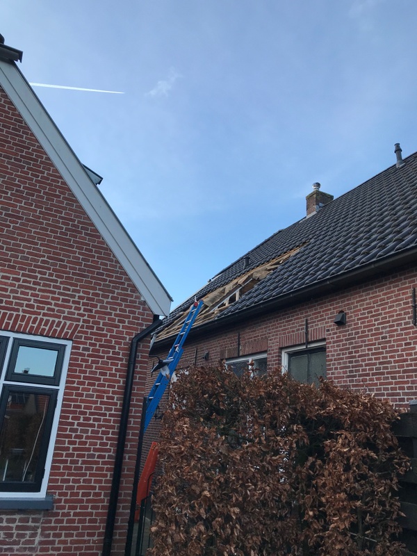 Afbeeldingslocatie: https://tweakers.net/i/b-aEs-woXhrO5rm8LfB1vjy2kTU=/x800/filters:strip_icc():strip_exif()/f/image/ISADzIqcqbq3Nk5Cfe8HCZ3u.jpg?f=fotoalbum_large