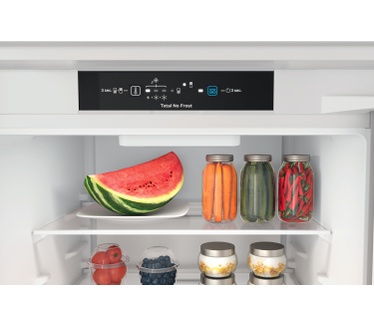 Indesit INC18 T311
