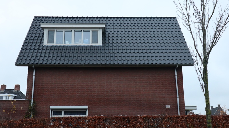 Afbeeldingslocatie: https://tweakers.net/i/b2slXjzv_VhcC_56HCzRRXHYSWI=/800x/filters:strip_icc():strip_exif()/f/image/SwOnHmN6C7IBwyD7AQXnyNzX.jpg?f=fotoalbum_large