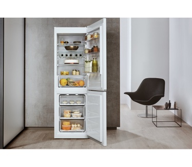 Whirlpool W5 821E W 2